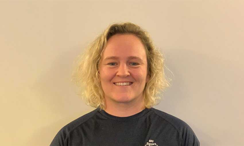 Headshot of Lisa Newton