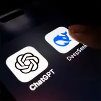 Mobile screen showing 2 apps, left one is ChatGpt and the other is DeepSeek